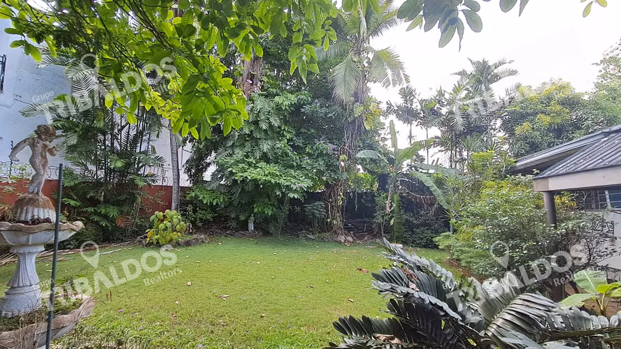 VENTA DE CASA CON USO COMERCIAL EN SAN FRANCISCO