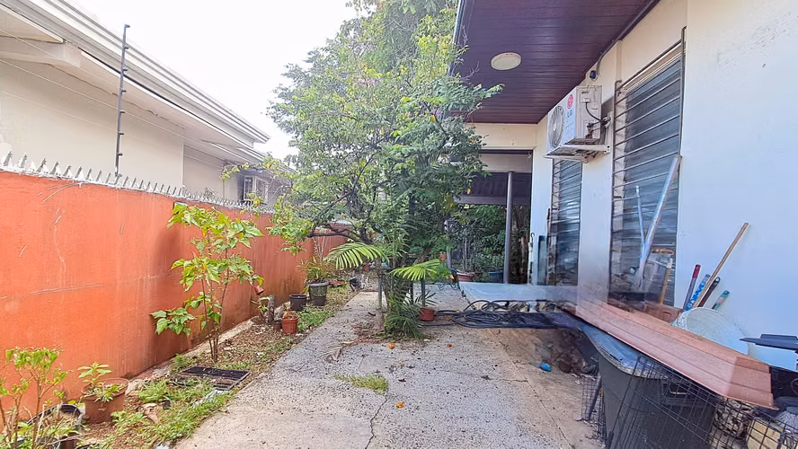 VENTA DE CASA CON USO COMERCIAL EN SAN FRANCISCO