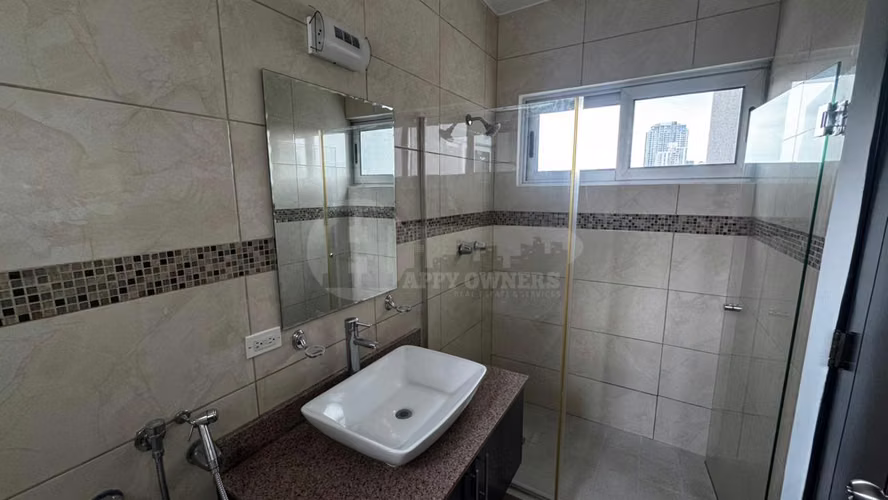 Alquiler con opción a compra de apartamento en PH Macedonia Towers, Pueblo Nuevo