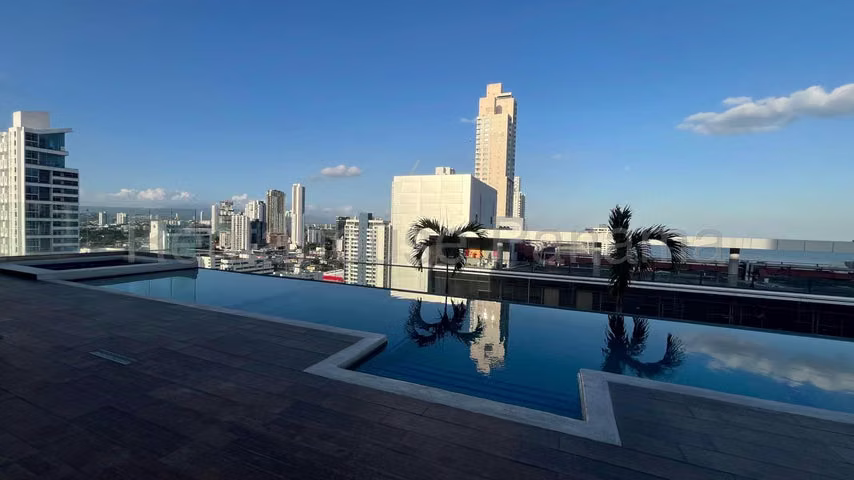 Apartamento en venta PH Quartier Atlapa San Francisco ELP 26-6797