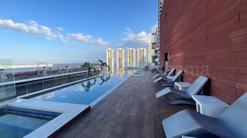 Apartamento en venta PH Quartier Atlapa San Francisco ELP 26-6797