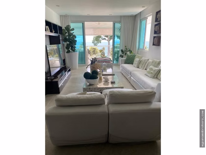 Se vende apartamento en Bijao, Río Hato