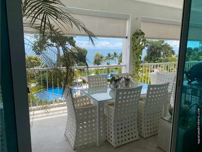 Se vende apartamento en Bijao, Río Hato