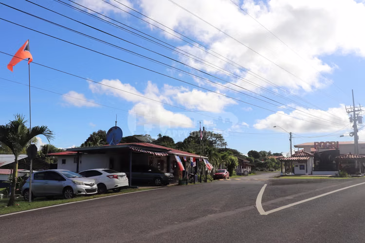 VENTA DE LOTE DE PLAYA – LINDA VISTA, POCRÍ