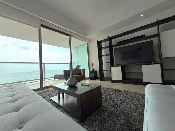 Apartamento Frente al Mar en Alquiler en Panamá,  Apartamento en Punta Pacífica