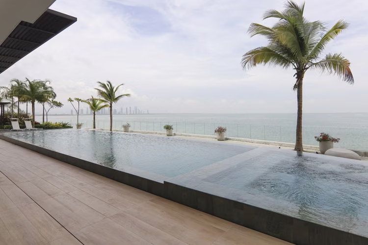 VENTA PENTHOUSE OCEAN REEF ISLANDS 72OM2 OCEAN PEARL MLD