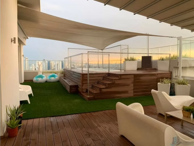 PENTHOUSE EN SANTA MARIA CON PISCINA 5/R ASCENSOR 700MTS MLD