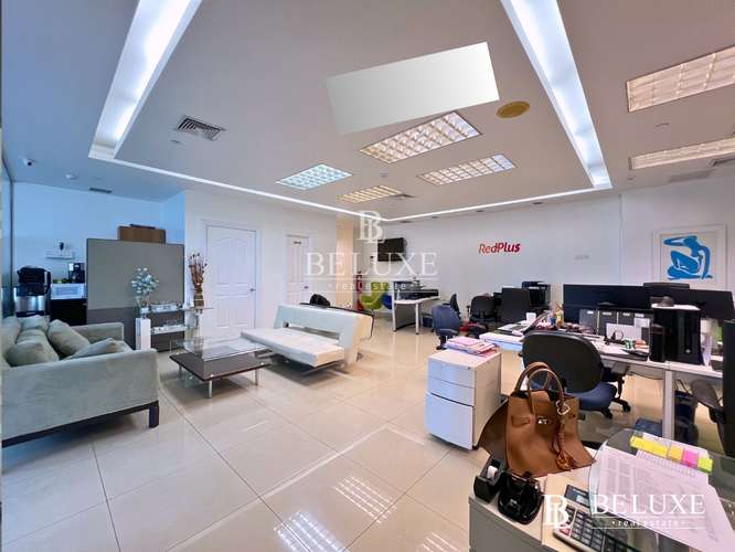 VENTA DE OFICINA AMOBLADA EN TORRE GLOBAL BANK, CALLE 50 (8)
