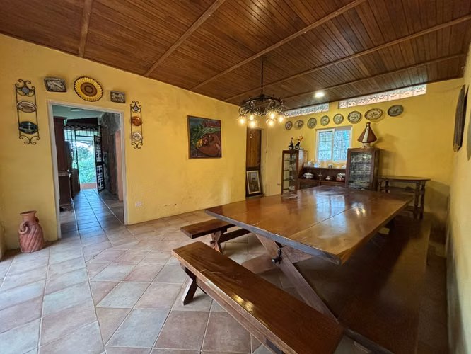 VENTA FINCA EN EL VALLE