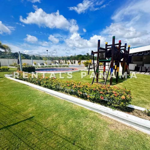 Venta Casa de 2 Niveles en Las Cumbres PH Vistas del Lago - Imagen 17