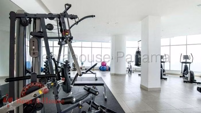 Venta de Comodo e Iluminado Apartamento en Costa del Este 26*5948Mfk