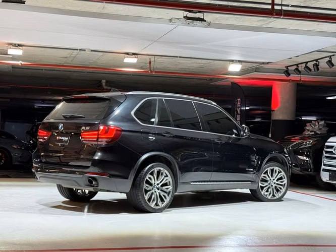 BMW X5 xDrive30d 2017 - Imagen 10