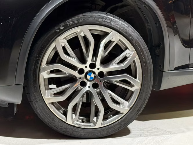 BMW X5 xDrive30d 2017 - Imagen 6