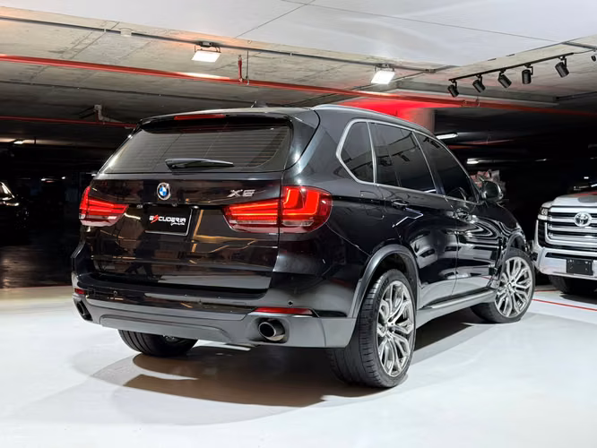 BMW X5 xDrive30d 2017 - Imagen 9