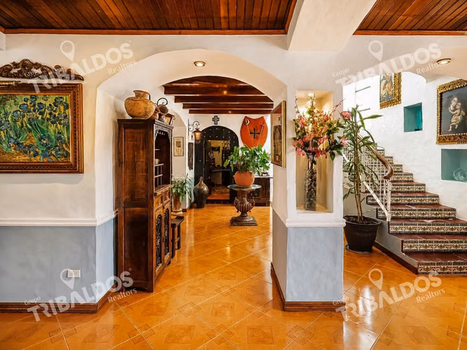 Venta de Residencia Tipo Hacienda con Ríos y senderos vía al Valle de Antón