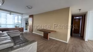 Venta de Apartamento con 185m2 en Coco del Mar PH Bahia del Golf 26-7344