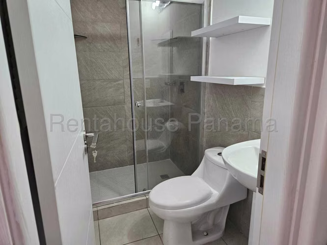 Apartamento en Venta en Pueblo Nuevo MPM 26-8344