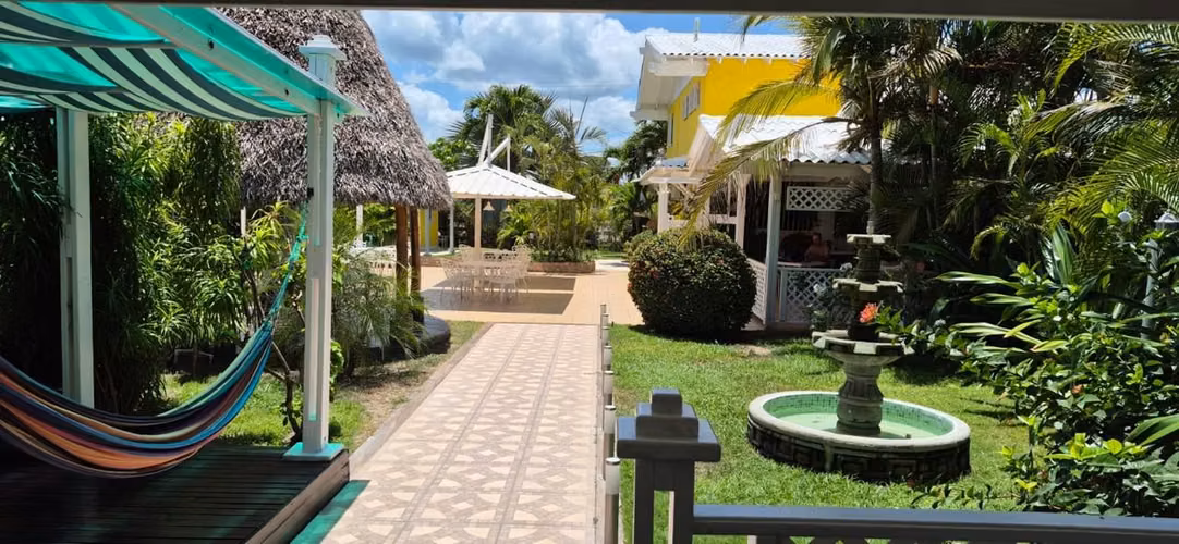 VENTA DE HOTEL EN PUNTA CHAME