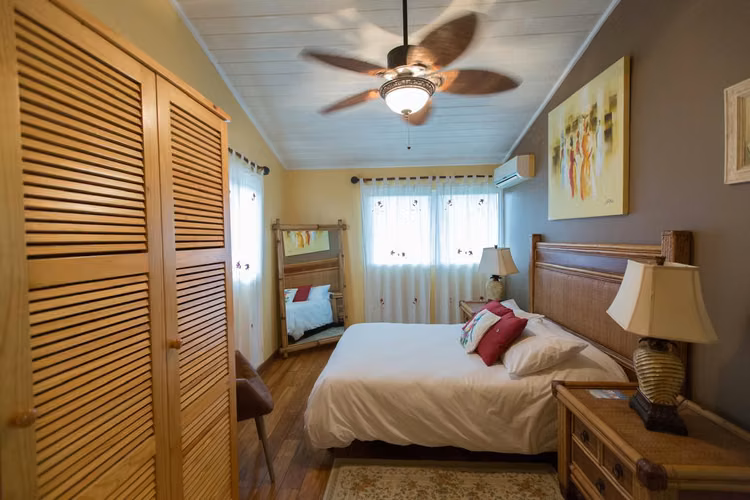 VENTA DE HOTEL EN PUNTA CHAME