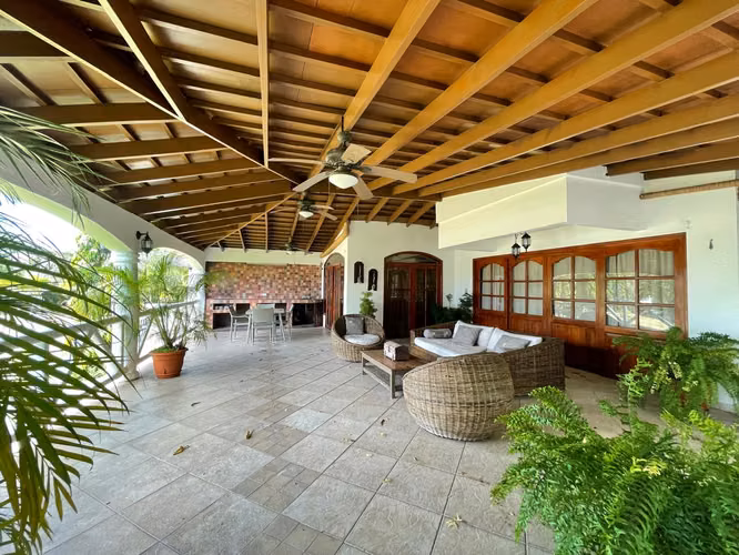 ALQUILER DE CASA EN PLAYA BLANCA