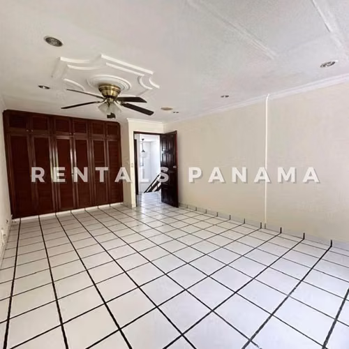 Venta Casa de 2 Niveles en La Loma - Imagen 8