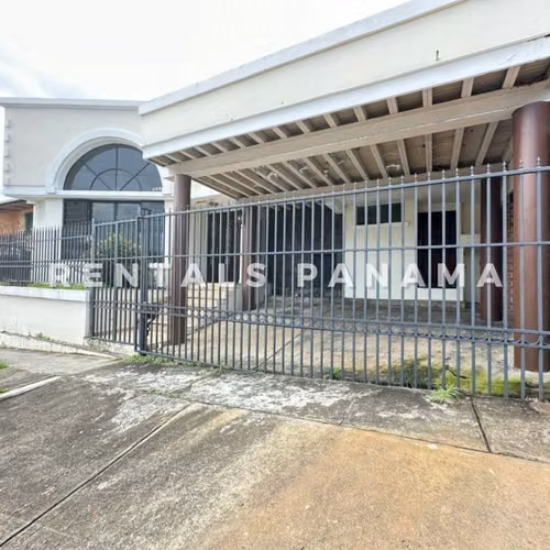 Venta Casa de 2 Niveles en La Loma - Imagen 1