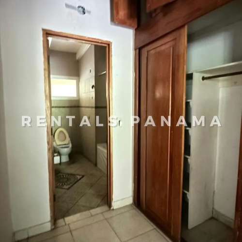 Venta de Casa con Amplio Terreno en Ancón Altos de Balboa - Imagen 6
