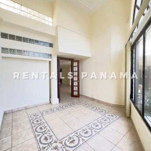 Venta Casa de 2 Niveles en La Loma - Imagen 7
