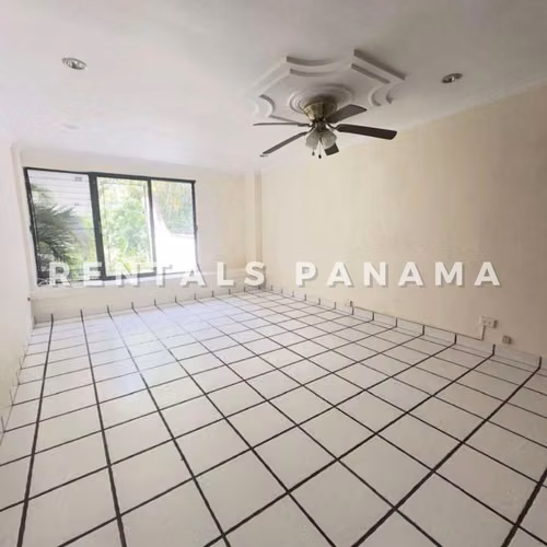 Venta Casa de 2 Niveles en La Loma - Imagen 9