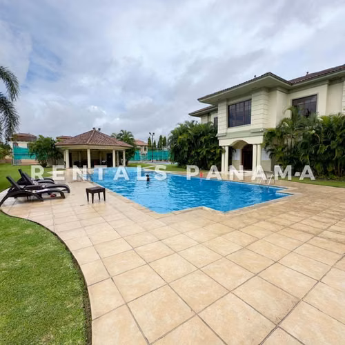 Venta Casa de Dos Niveles en Costa Sur PH El Doral - Imagen 17