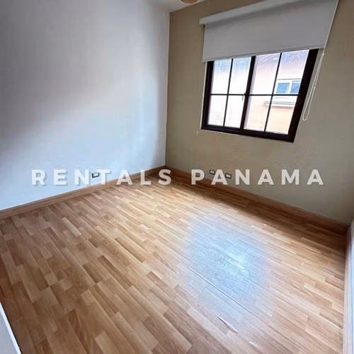 Venta Casa de Dos Niveles en Costa Sur PH El Doral - Imagen 6