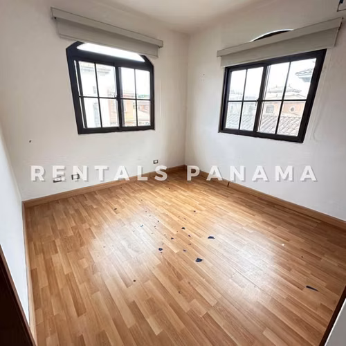 Venta Casa de Dos Niveles en Costa Sur PH El Doral - Imagen 13