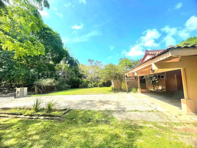 VENTA DE CASA EN CASA LAS CUMBRES HQ