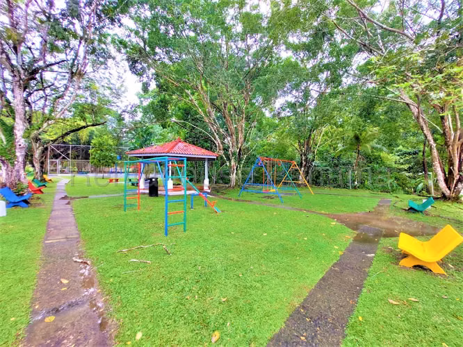 VENTA DE CASA EN CASA LAS CUMBRES HQ