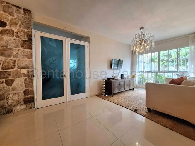 VENTA DE CASA EN LOUIS MARTINZ LAS CUMBRES HQ