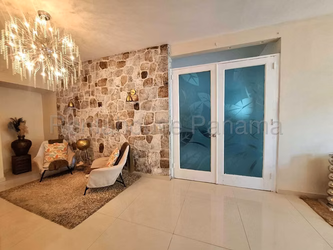 VENTA DE CASA EN LOUIS MARTINZ LAS CUMBRES HQ