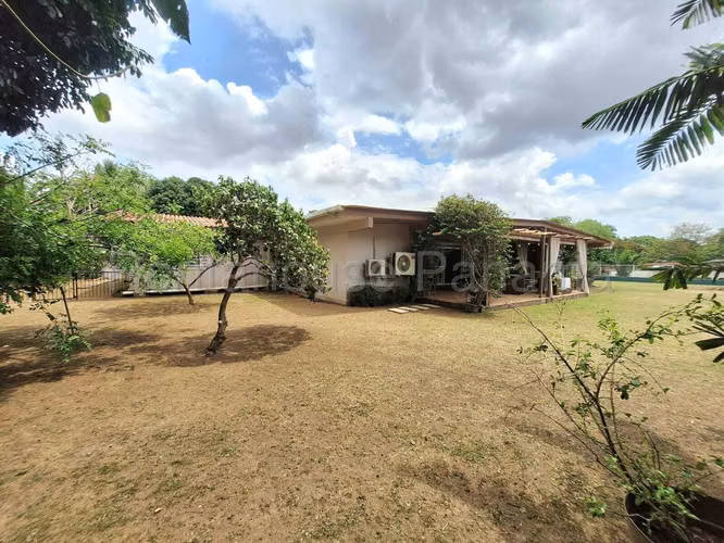 VENTA DE CASA EN LOUIS MARTINZ LAS CUMBRES HQ