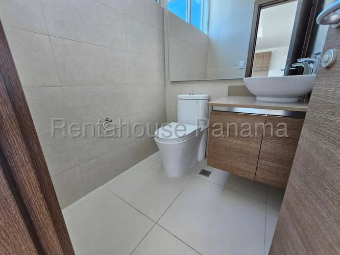 ALQUILER DE APARTAMENTO EN MAUI COSTA DEL ESTE HQ