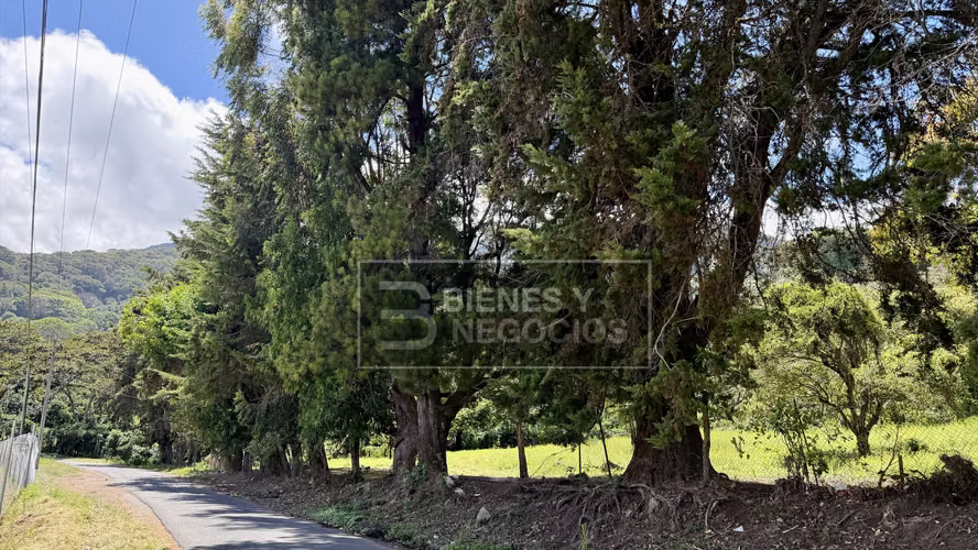 Land in Chiriqui, Boquete, 3,254.07 m2 Acres in Alto Quiel