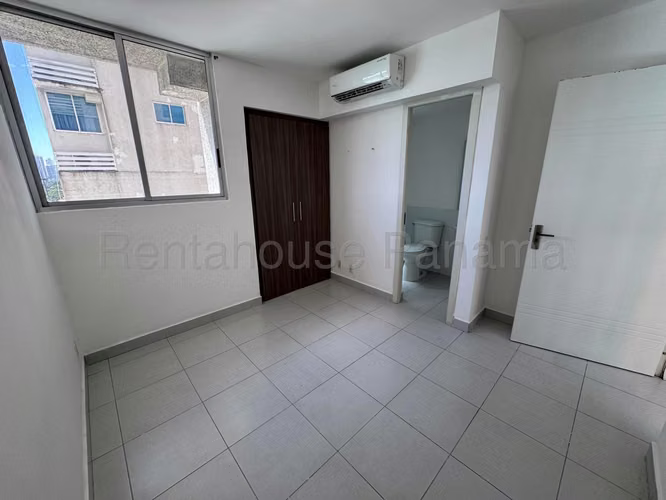 VENTA DE APARTAMENTO EN RIO ABAJO MCD26-2206