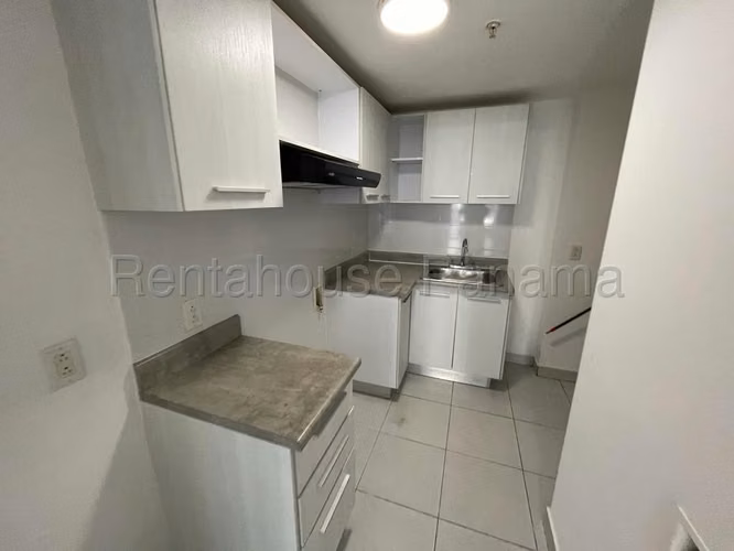 VENTA DE APARTAMENTO EN RIO ABAJO MCD26-2206