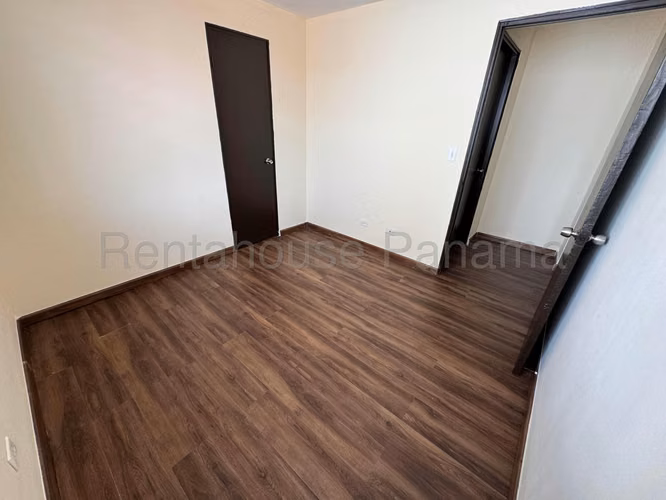 VENTA DE APARTAMENTO EN TORRES DEL SOL II EN HATO PINTADO MCD25-8449