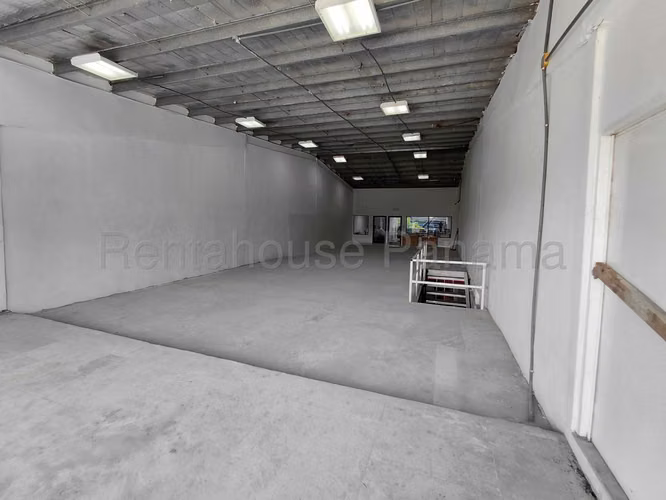 Local Comercial En Alquiler En Juan Diaz KC
