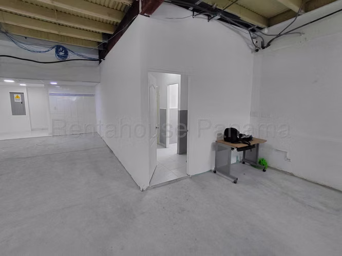 Local Comercial En Alquiler En Juan Diaz KC