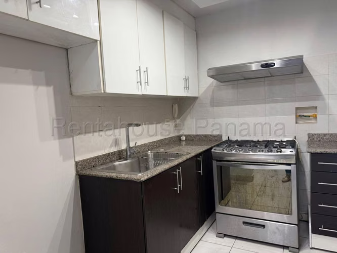 Venta De Apartamento En Condado Del Rey KC