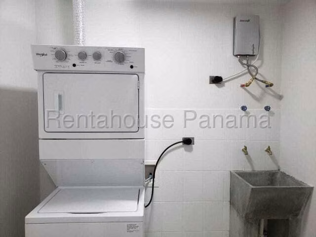 Se Alquila Apartamento en Bellavista VLU26-8371