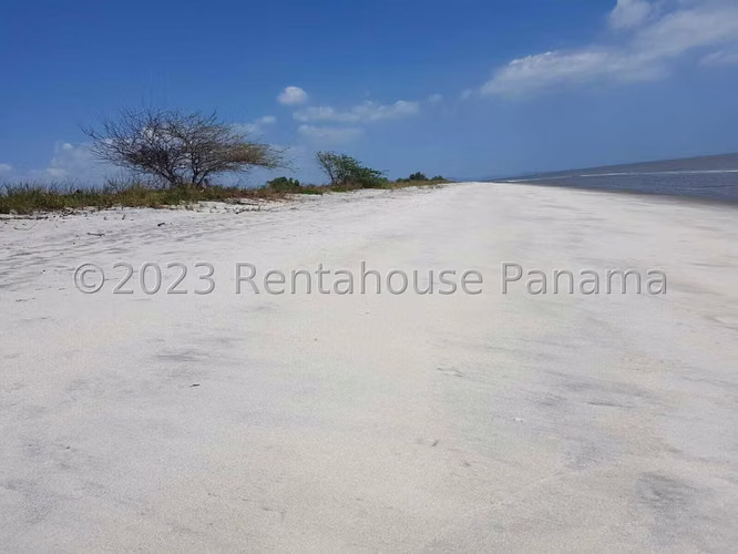 Terreno en venta Punta Chame frente al mar a precio de oportunidad EH