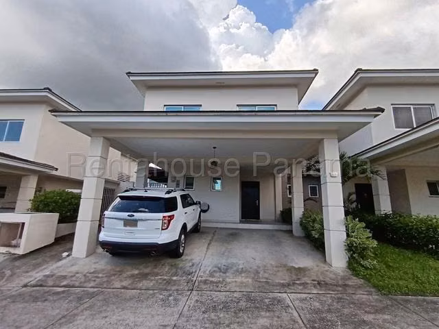 Vendo casa en Altos de Panamá LF26-1139 Solo Cliente Directo