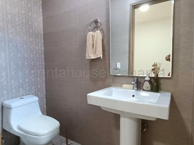 Vendo casa en Altos de Panamá LF26-1139 Solo Cliente Directo