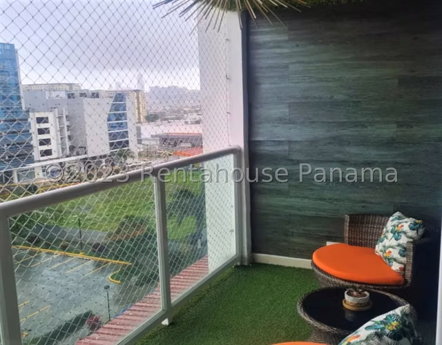 Venta De Apartamento En Condado Del Rey KC
